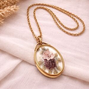 Vintage Romantic Pink and Purple Roses Picture Cameo Style Pendant Necklace